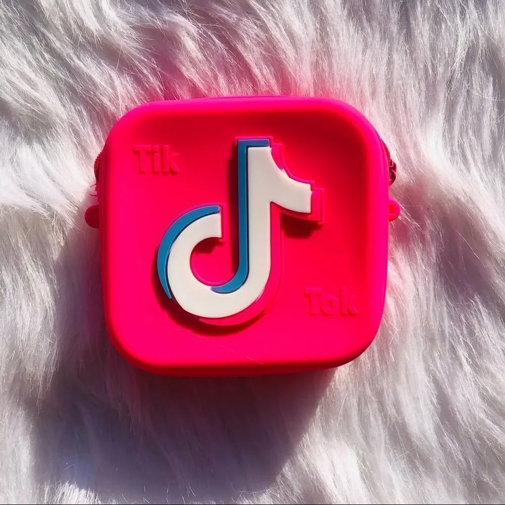 Brand New Pink Tik Tok Coin Purse Mini Purse‎
